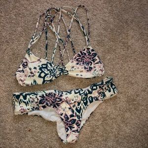 O’Neill bathing suit